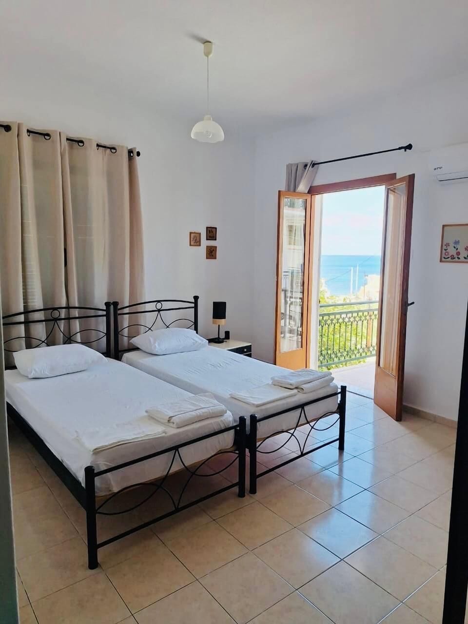 Classic Studio, Balcony, Sea View | Free WiFi
