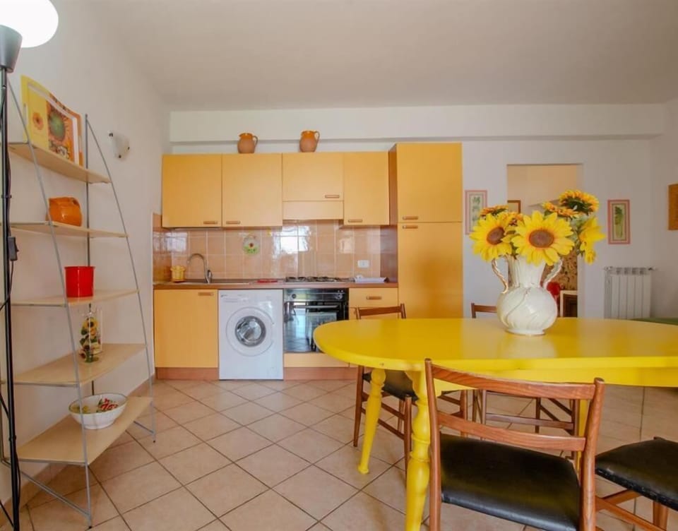 Superior Apartment, Patio, Garden View | Private kitchenette | Fridge, stovetop, cookware/dishes/utensils, dining tables