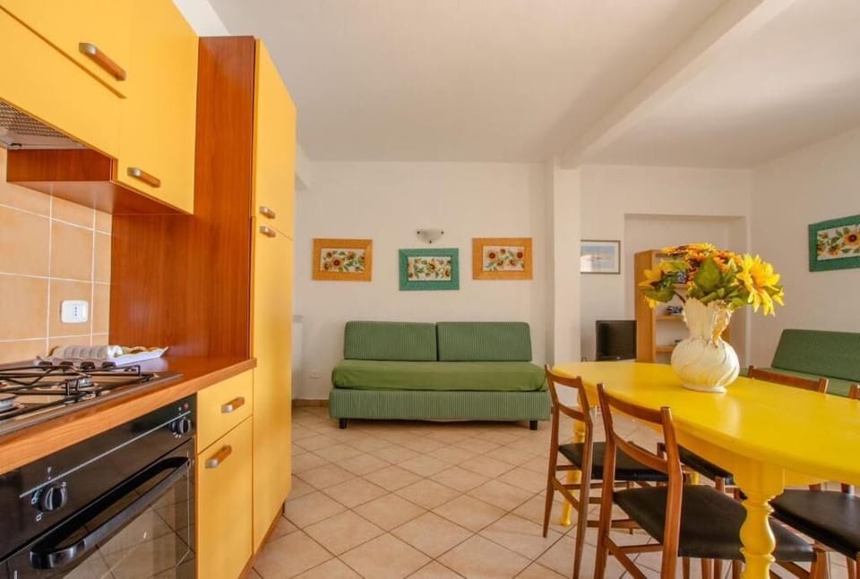Superior Apartment, Patio, Garden View | Interior