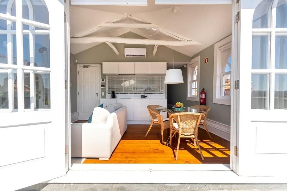 Apartment, Patio, City View (1 cama de casal) | Outdoor dining
