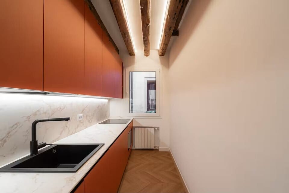 Comfort Apartment | Private kitchen | Fridge, microwave, stovetop, dishwasher