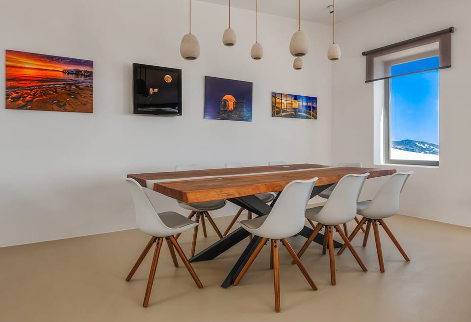 Luxury Villa, 5 Bedrooms, Sea View | Dining