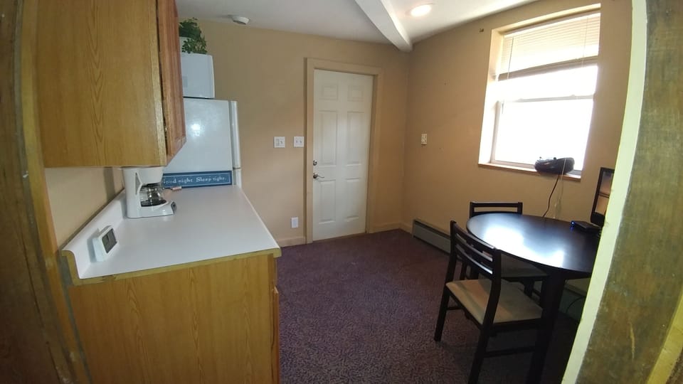 Basic Double Room, 1 Double Bed, Non Smoking, Refrigerator & Microwave | In-room dining