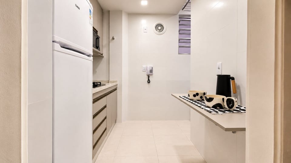 Communal kitchen,Kitchen or kitchenette