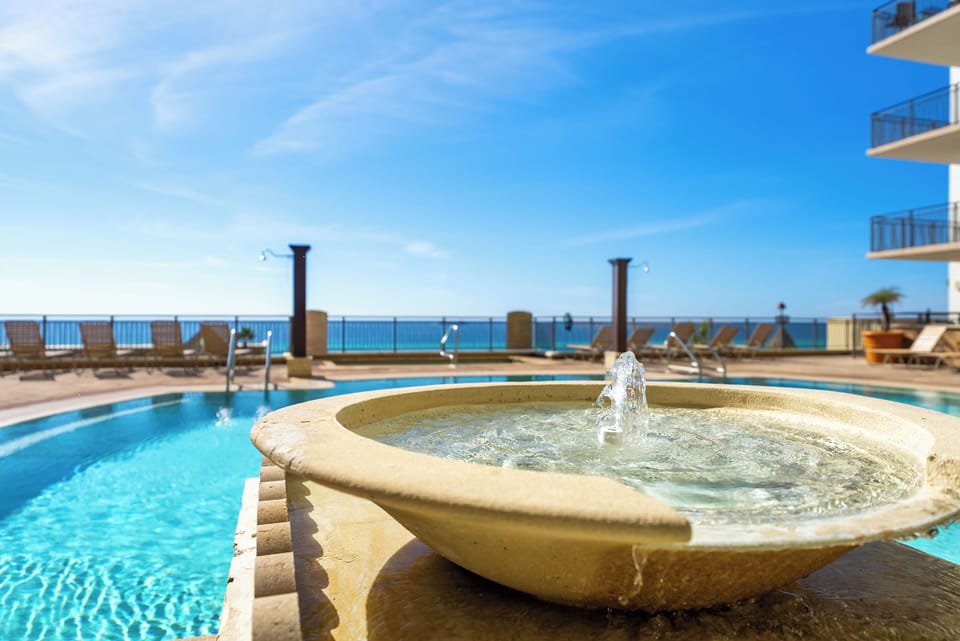 origin-pool-deck-3