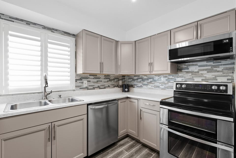 Condo, 2 Queen Beds (Le Atlantico 25) | Private kitchen