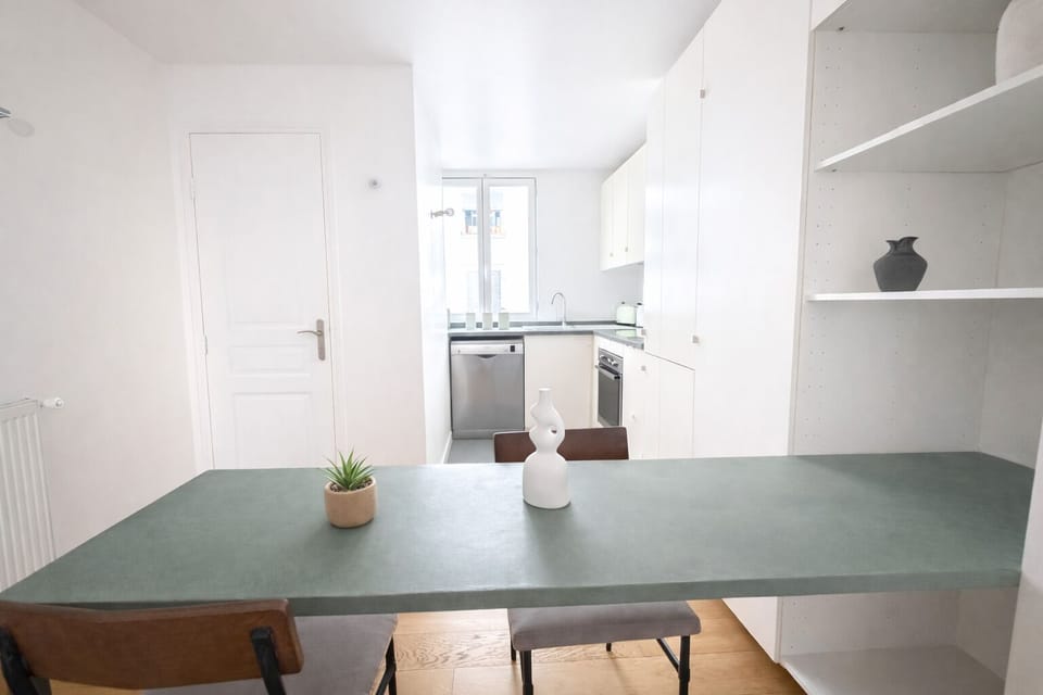 Apartment | Dining