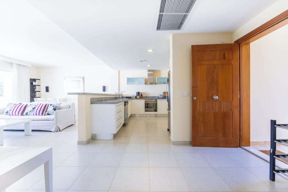 Condo, Golf View | Living area