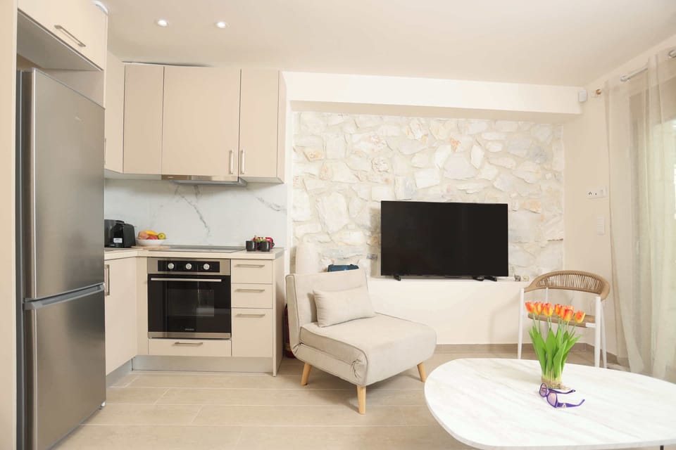 Superior Villa, Balcony, Sea View | Private kitchen