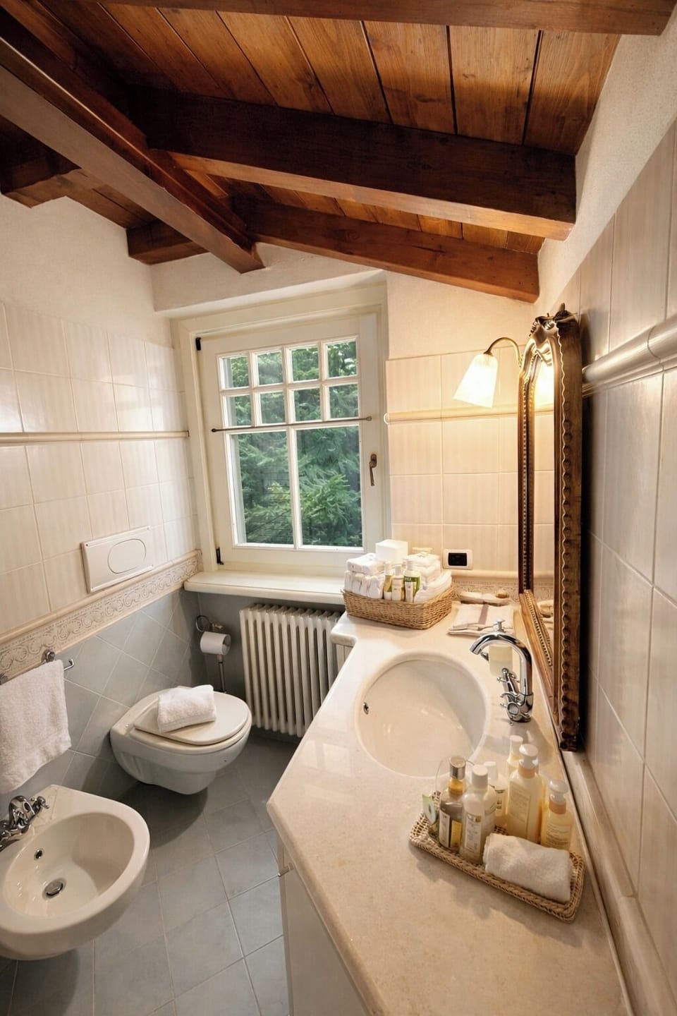 Deluxe Loft, Garden View | Bathroom