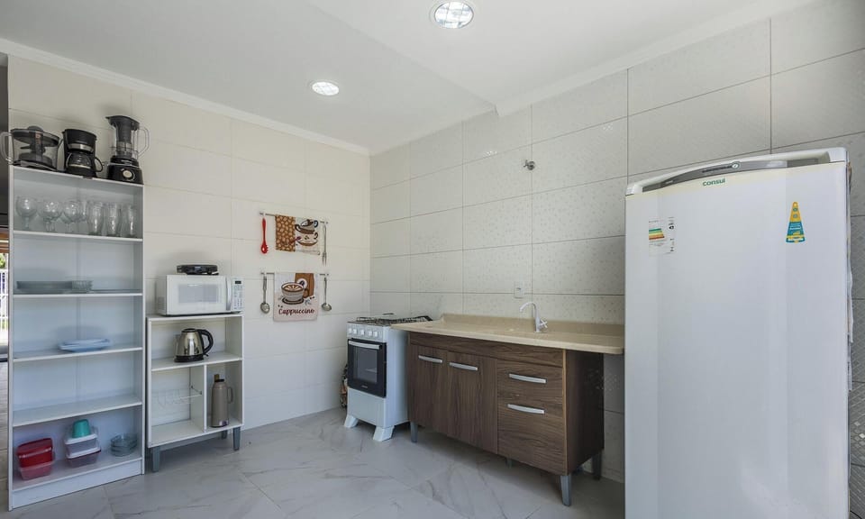Basic Apartment | Private kitchen