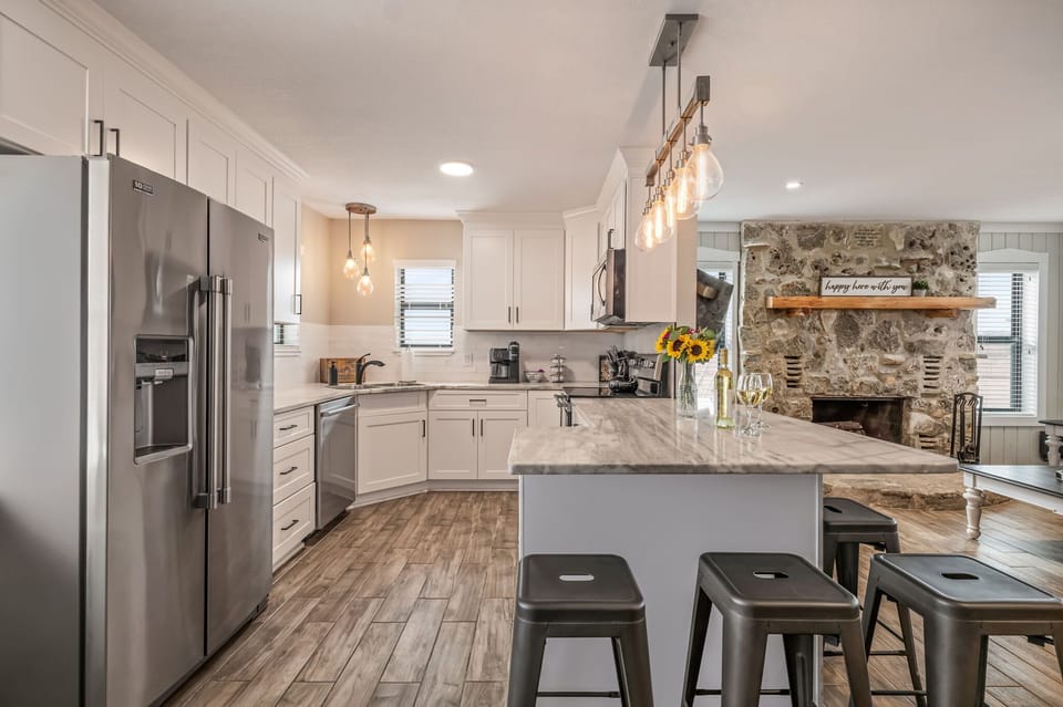 Fully-equipped kitchen