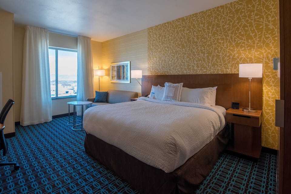 Room, 1 King Bed with Sofa bed | Premium bedding, desk, laptop workspace, blackout drapes