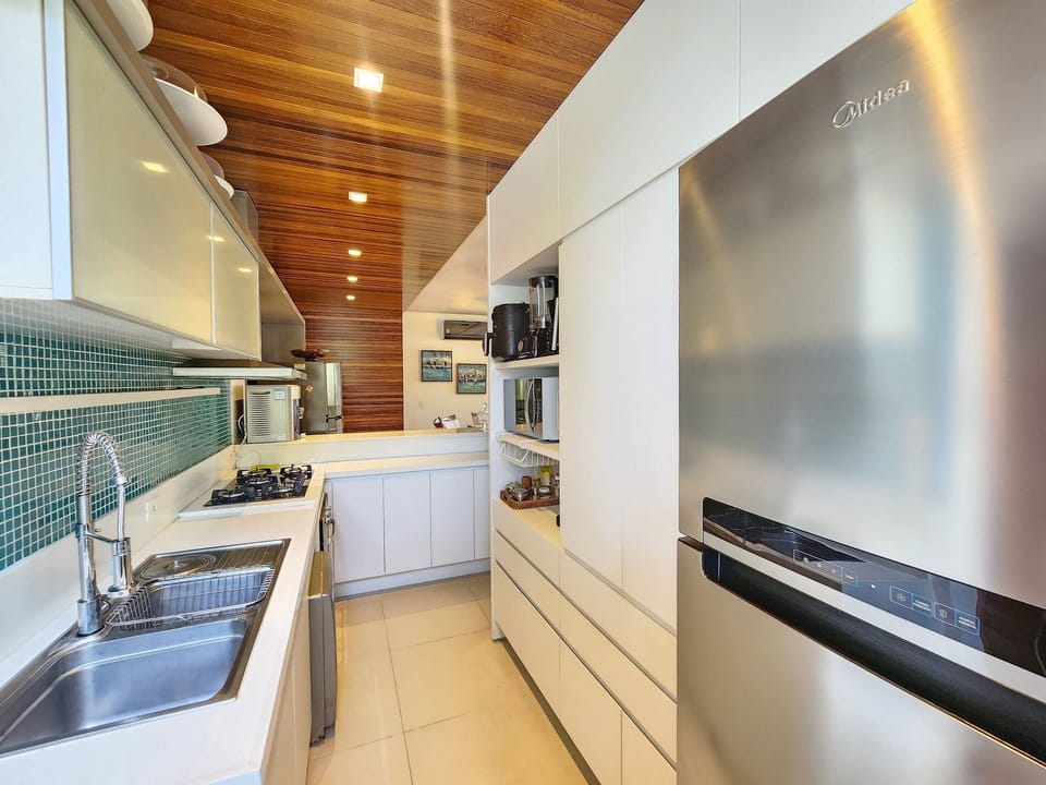 Basic Bungalow | Private kitchen