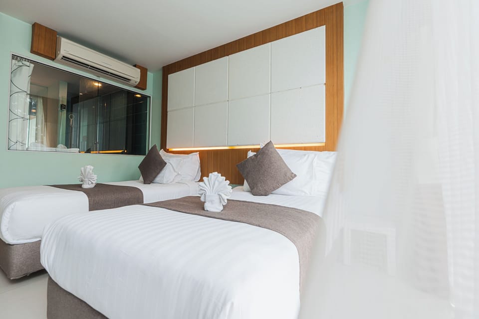 Standard Room | Minibar, desk, blackout drapes, free WiFi