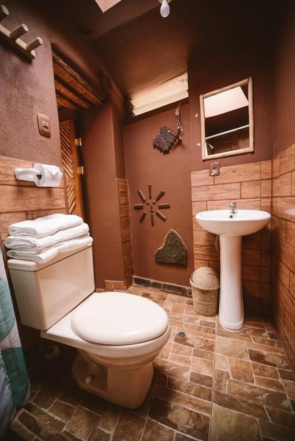 Shower, towels, soap, shampoo