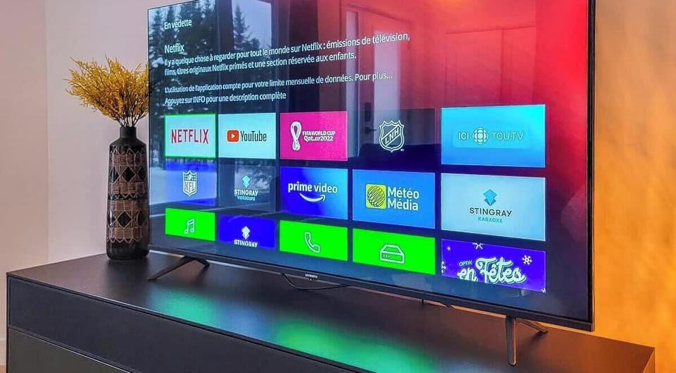 Télévision intelligente de 55 po avec vos applications préférées : Netflix, Youtube, Amazon Prime,..