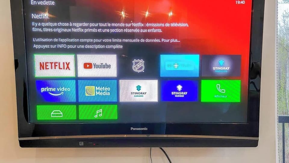 Télévision de 50 po avec vos applications préférées : Netflix, Prime Video, Youtube...