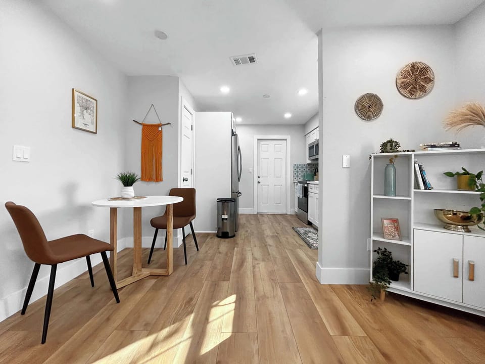 Unit A: Dining table for 2 