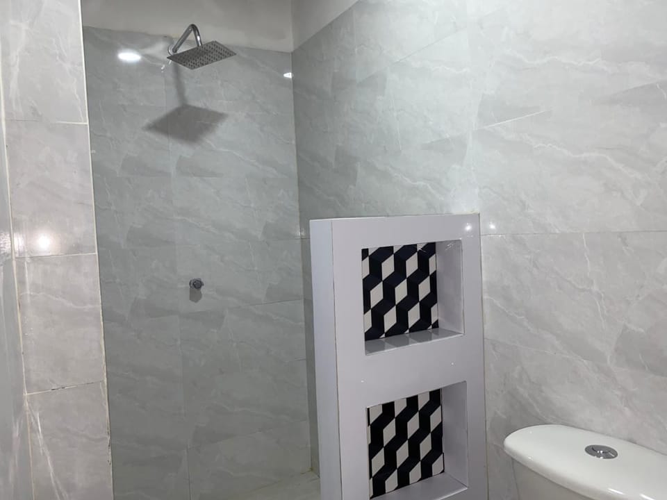 Comfort Double Room | Bathroom | Towels, soap, toilet paper