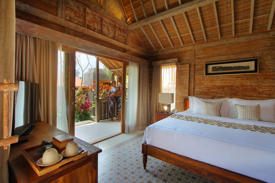 Joglo One-Bedroom Villa, Private Pool | Minibar, in-room safe, desk, soundproofing