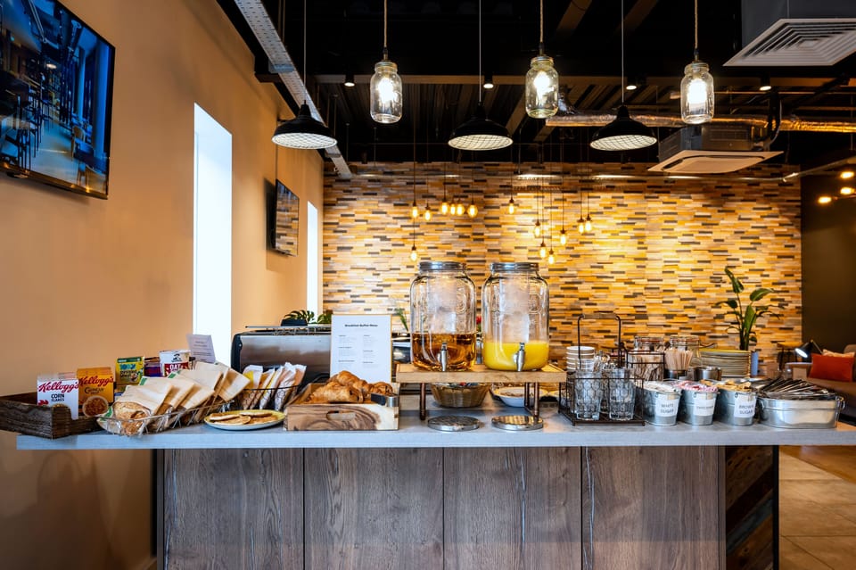 Daily continental breakfast for a fee