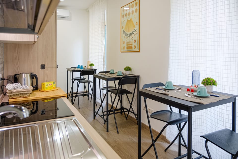Mini-fridge, stovetop