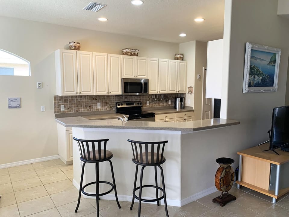 Rotonda West Oasis – Pool, Golf & Trails (6616)