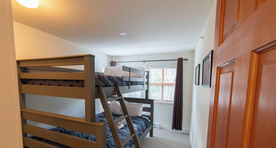 Bunk bed quee-double