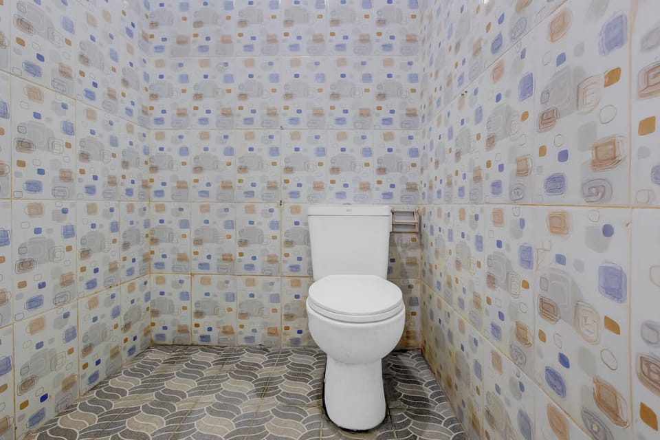 Deluxe Double Room | Bathroom | Shower