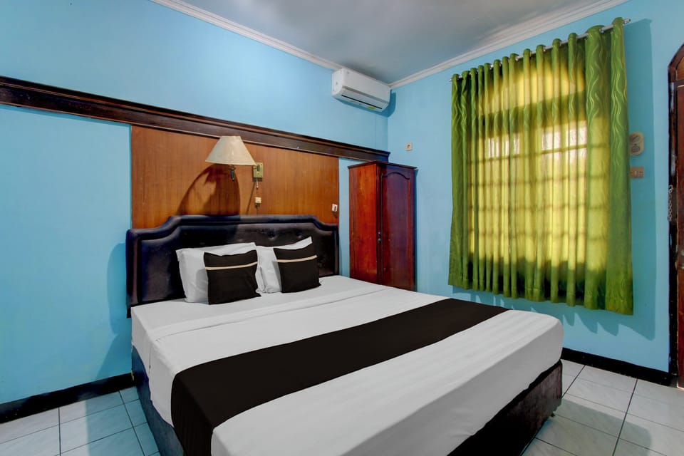 Deluxe Double Room | Free WiFi, bed sheets