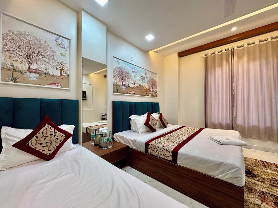 Standard Triple Room | Premium bedding, down comforters, Select Comfort beds