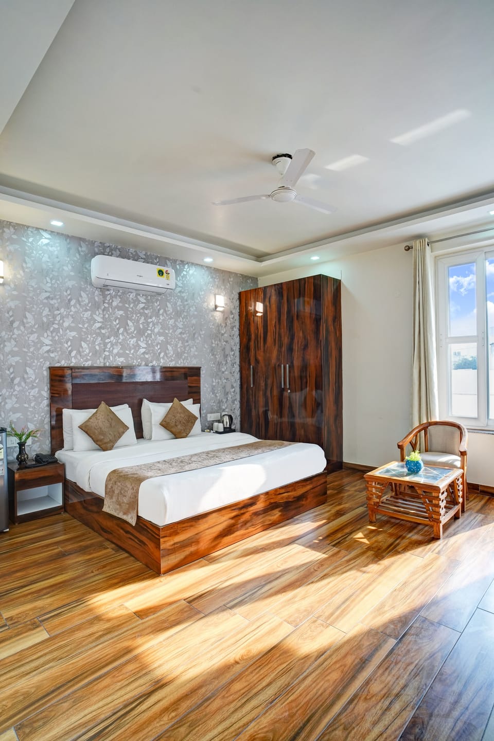 Superior Double Room | Desk, laptop workspace, free WiFi, bed sheets