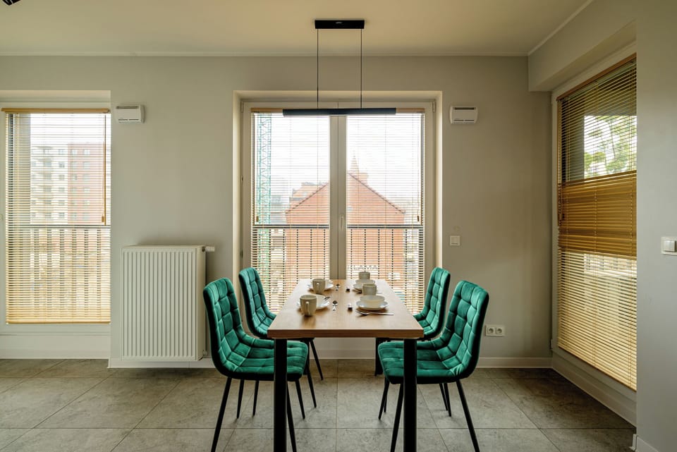 Apartment, Balcony | In-room dining