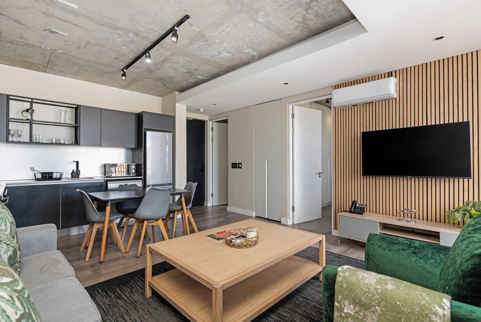 Living / Dining