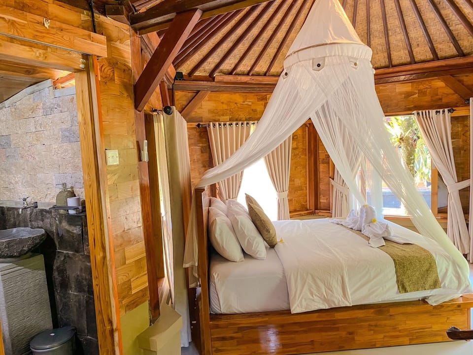 Standard Suite, Garden View | Free WiFi, bed sheets