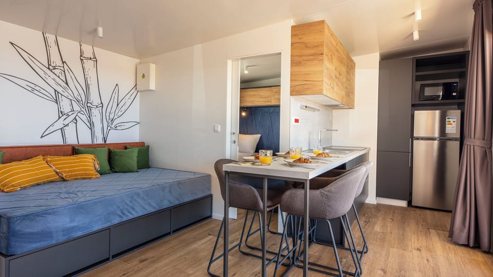 Mari Holiday Home with pool | Private kitchen | Fridge, microwave, highchair