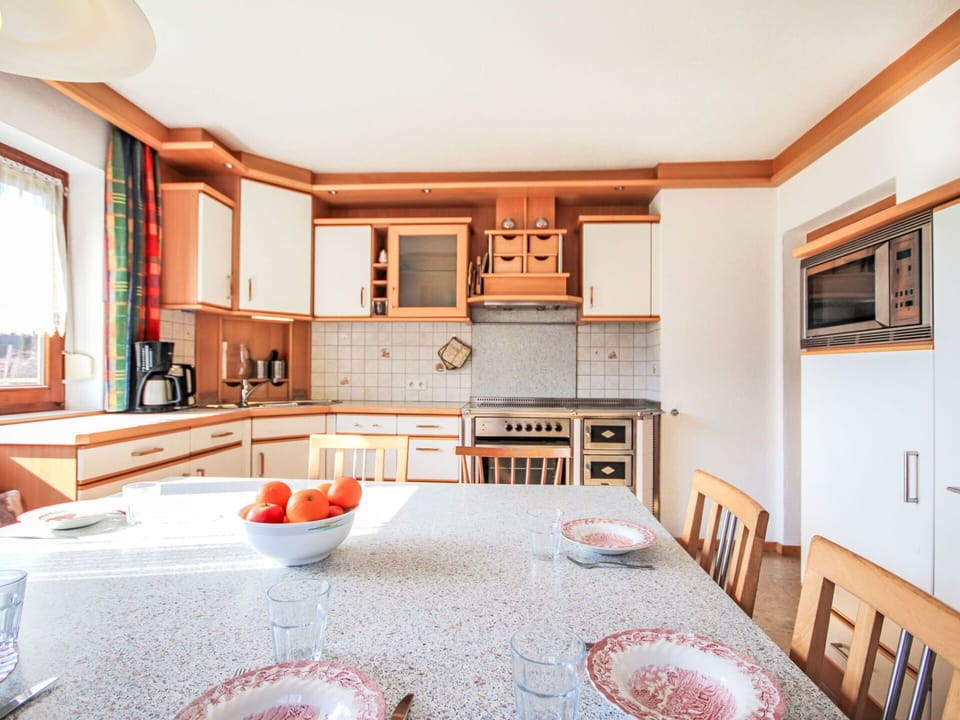 Wood, Interior Design, Flooring, Ceiling, Home, Floor, Kitchen, Cabinetry, Furniture, Room