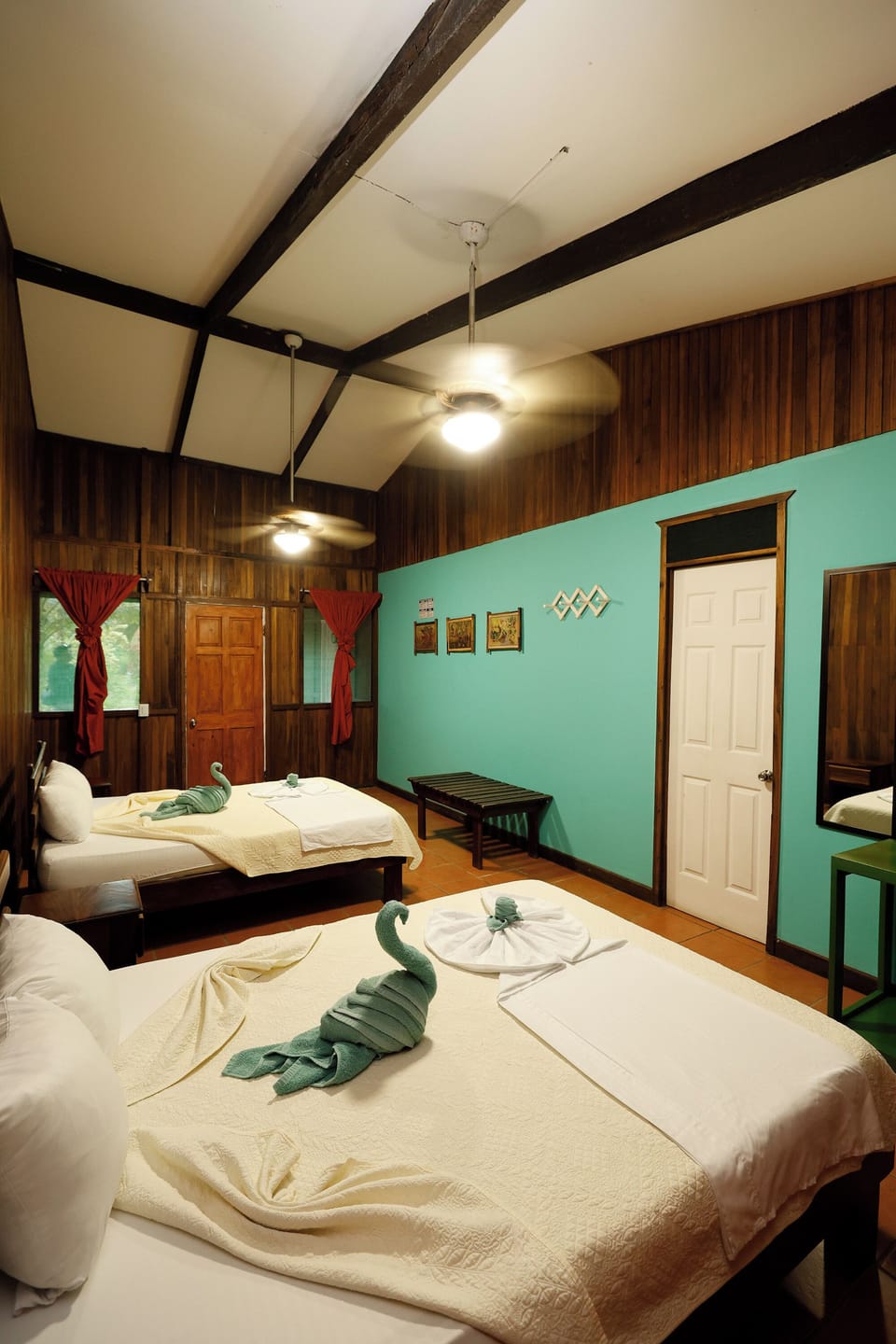 Basic Double or Twin Room, Multiple Beds | Premium bedding, in-room safe