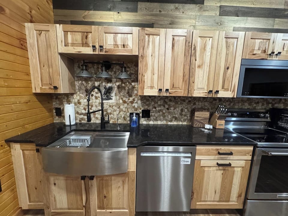 Fully stocked kitchen