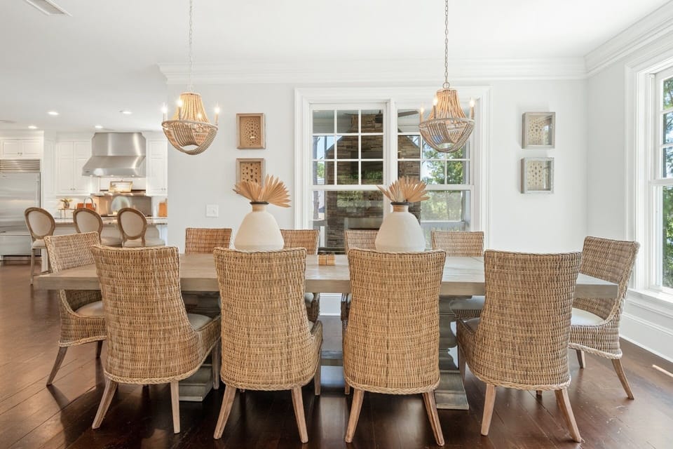 House, 6 Bedrooms | Dining