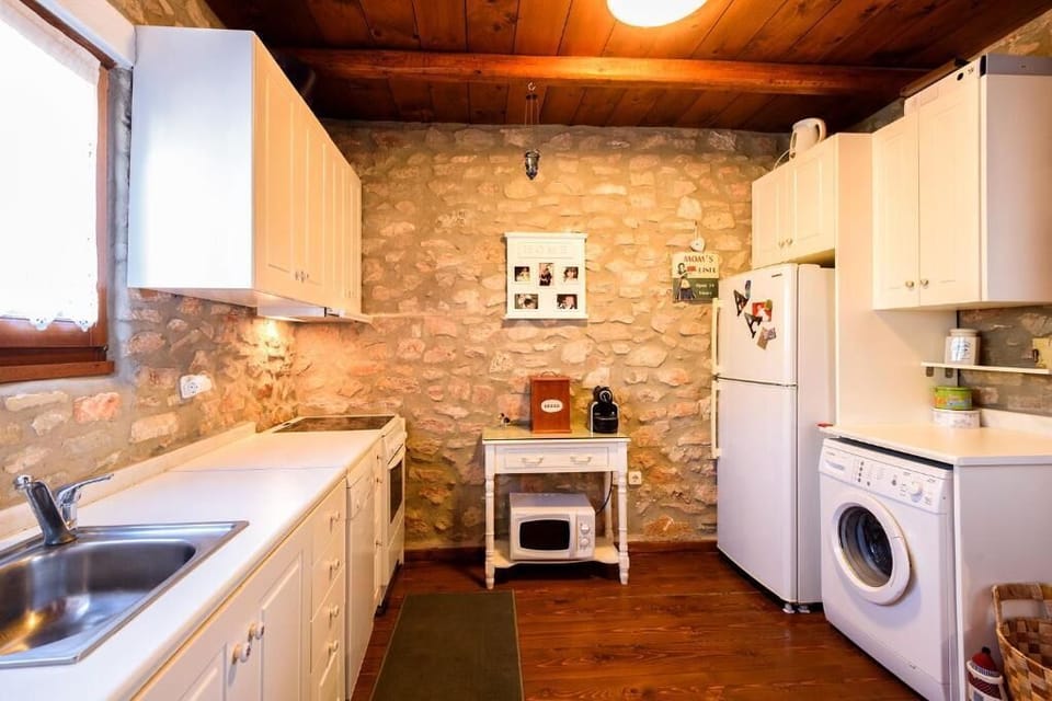 House, Partial Sea View | Private kitchen | Espresso maker, electric kettle, highchair