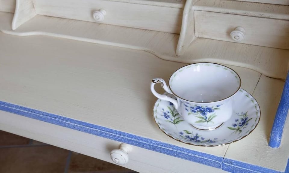 Classic Quadruple Room, Hill View | Interior detail