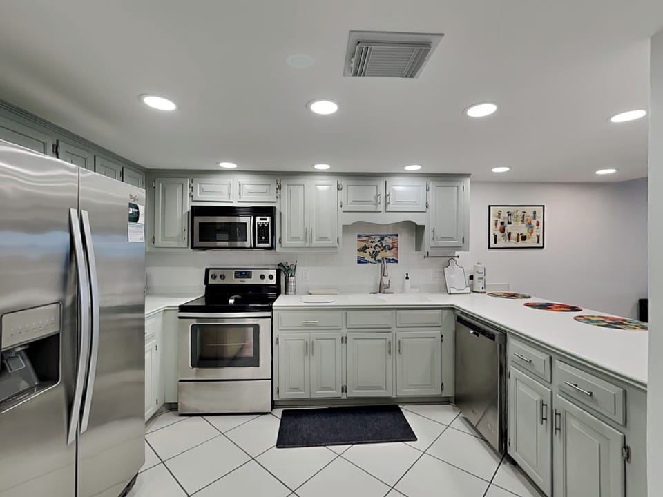 Kitchen - Modern Appliances - First Floor