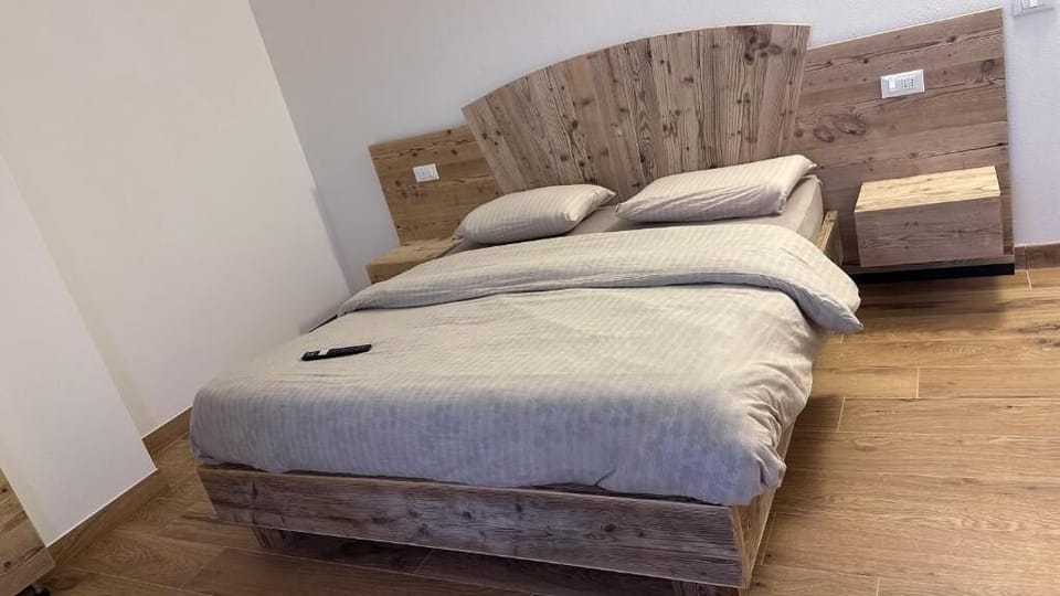 Apartment, Balcony, City View | Iron/ironing board, free WiFi