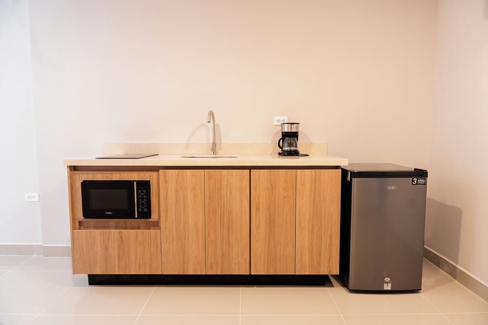 Superior Double Room, 2 Twin Beds | Private kitchen