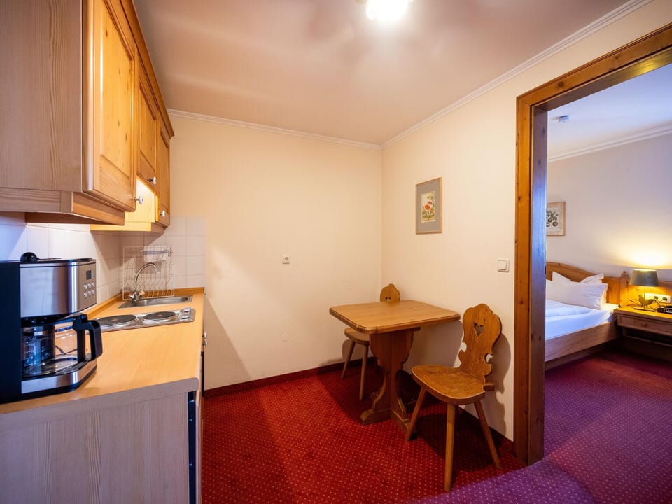 Apartment | Dining