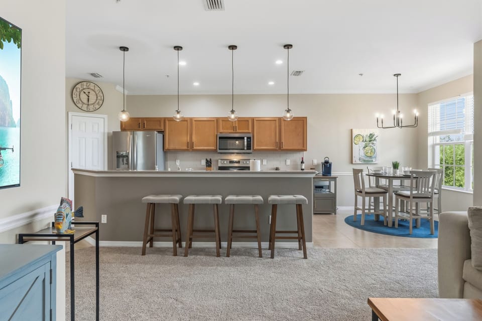 Invite some friends over - plenty of seating available!