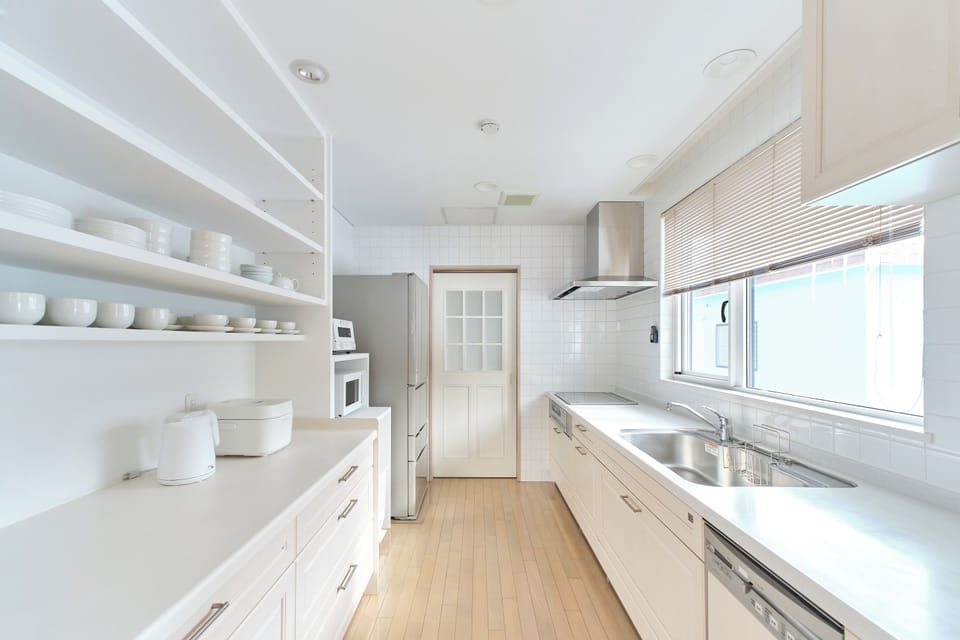 Comfort Villa, 4 Bedrooms, Non Smoking, City View | Private kitchen | Full-size fridge, microwave, stovetop, toaster