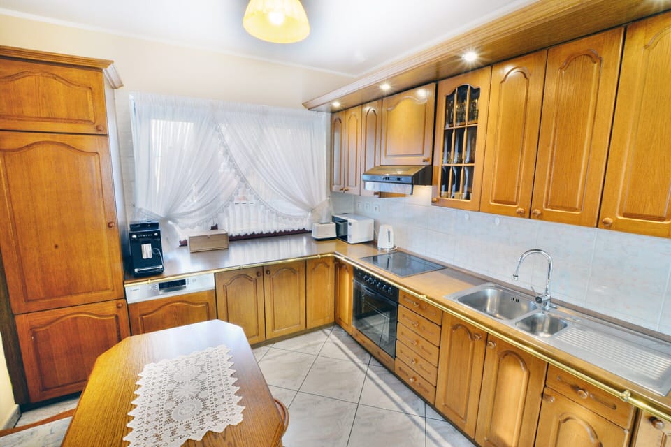 House | Private kitchen | Highchair